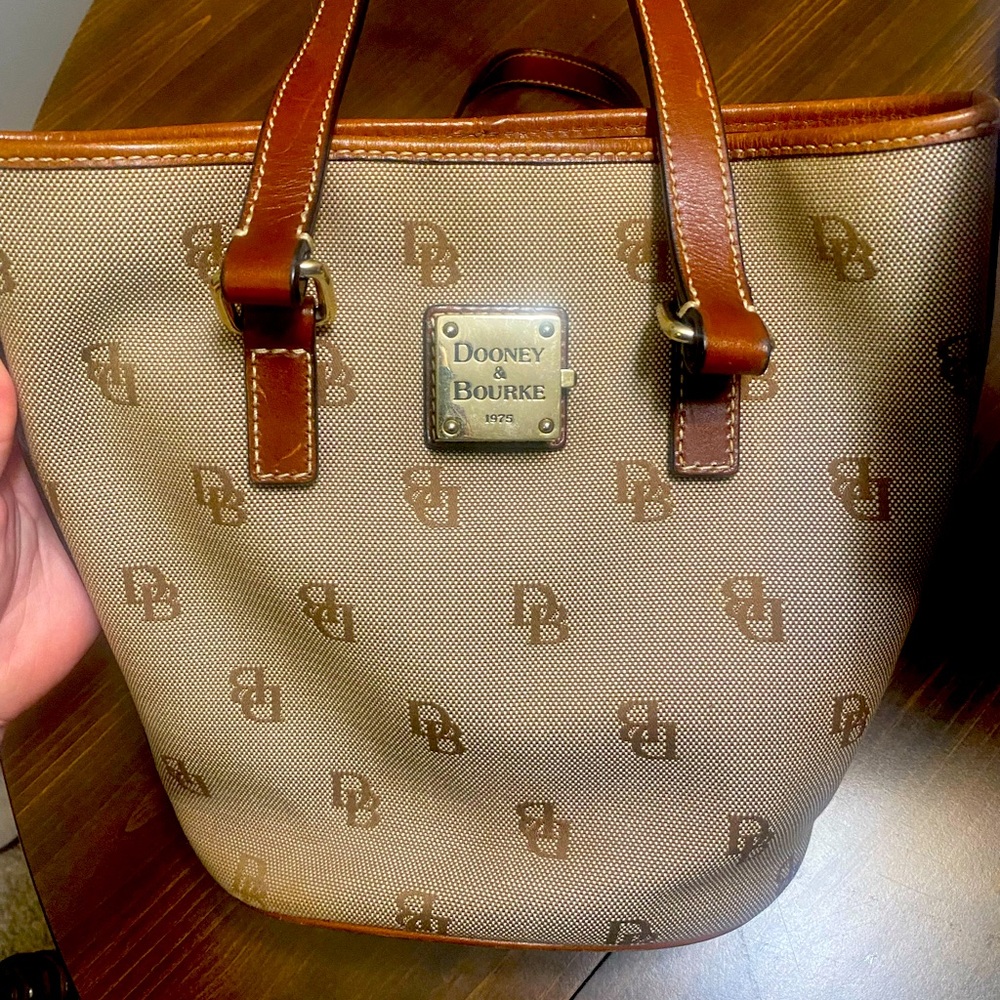 RARE VINTAGE Dooney and Bourke bag